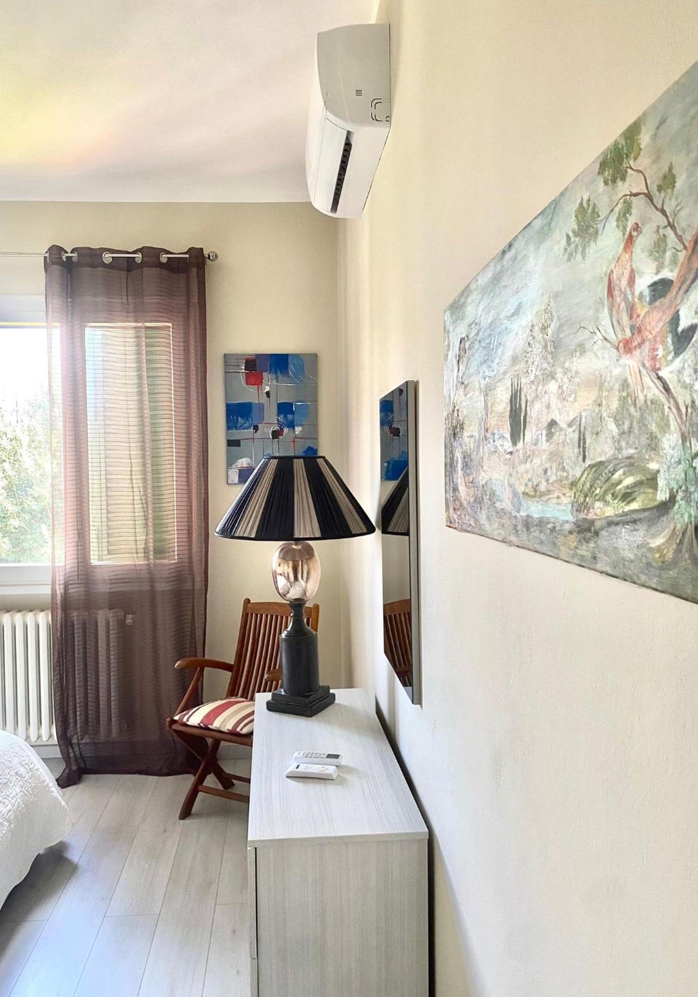 Barbara'S Apartment 메르카탈레 발 디 페사 외부 사진